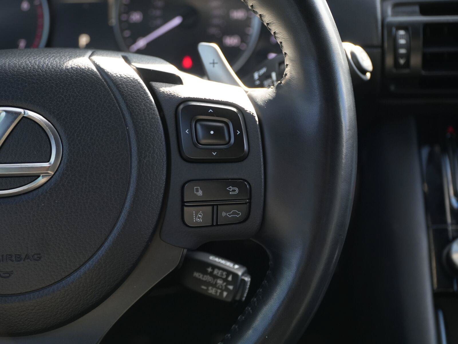 Used 2023 Lexus IS 300 w/ Comfort Package RWD image 22