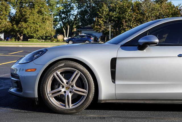 Used 2020 Porsche Panamera RWD image 3