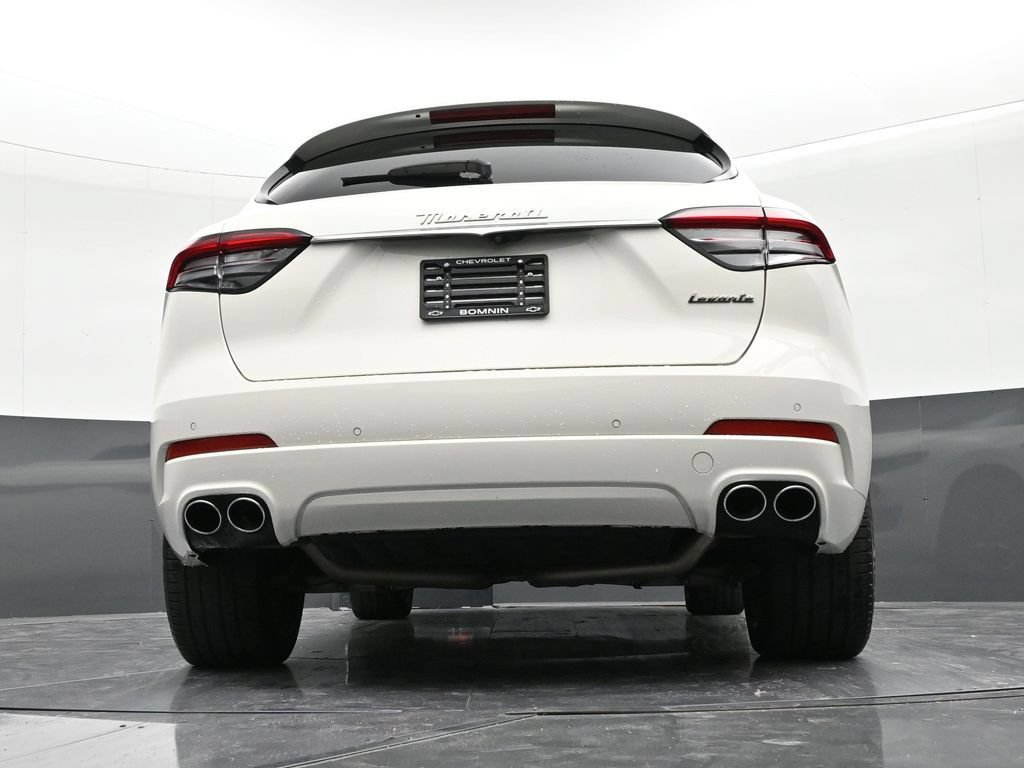 Used 2024 Maserati Levante GT Ultima AWD/4WD image 21