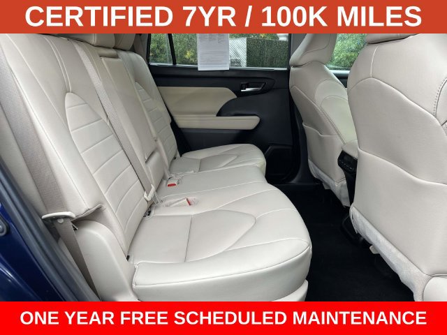 Used 2023 Toyota Highlander XLE AWD/4WD image 11
