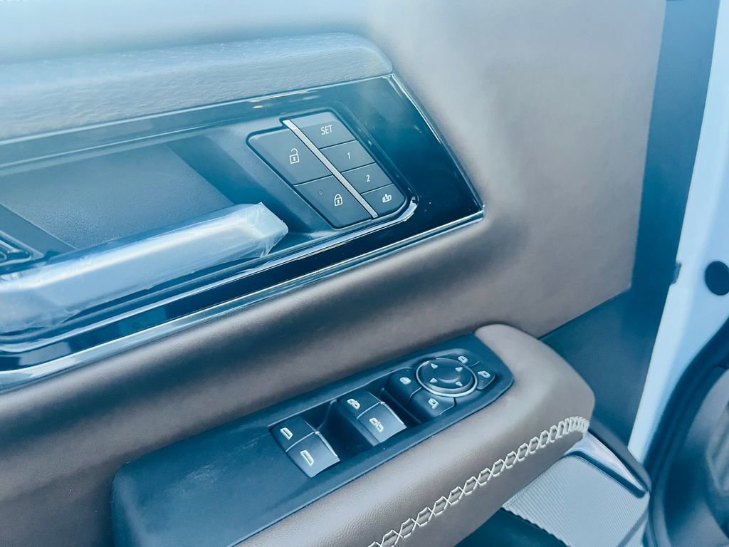 New 2026 GMC Yukon Denali Ultimate image 16