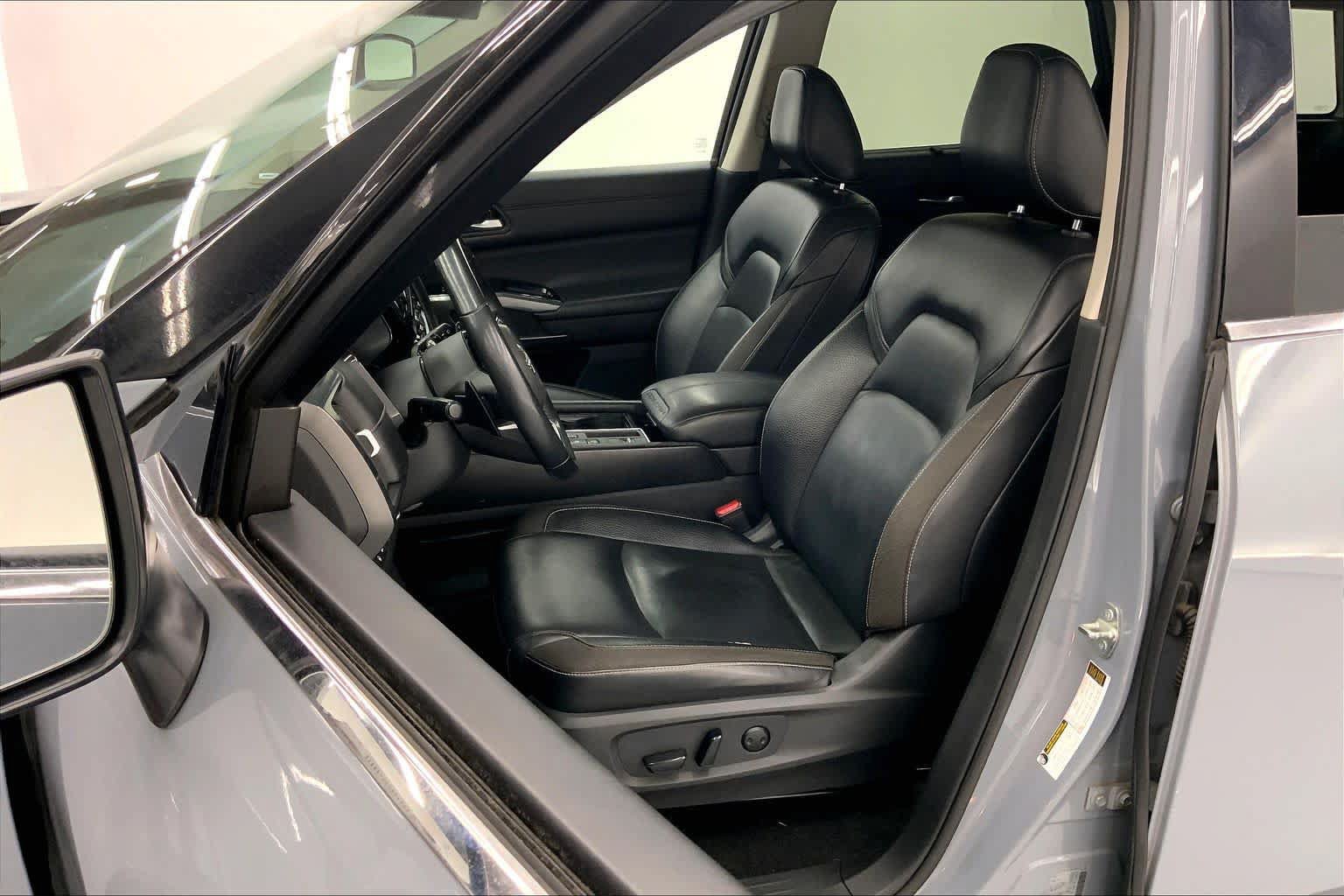 Used 2022 Nissan Pathfinder SL w/ SL Premium Package FWD image 21