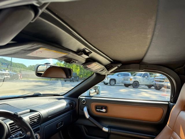 Used 2003 Toyota MR2 RWD image 23