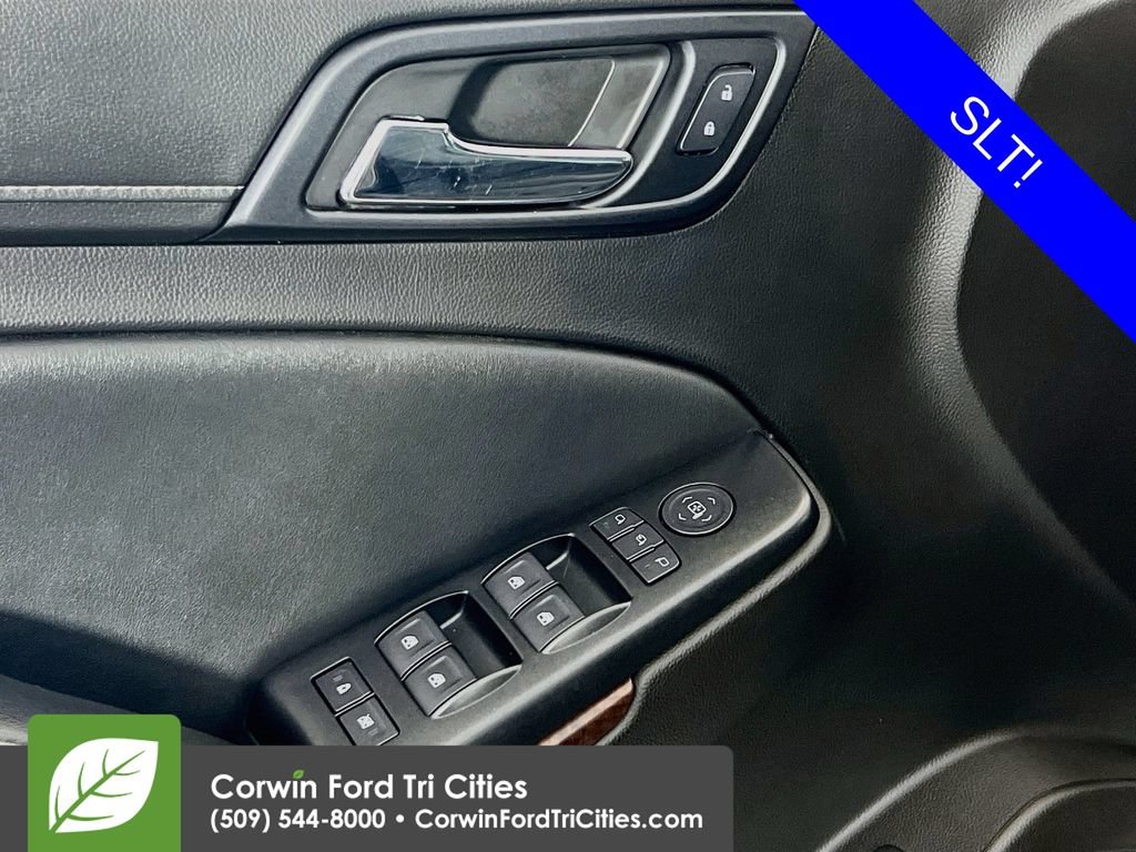 Used 2017 GMC Yukon SLT AWD/4WD image 12