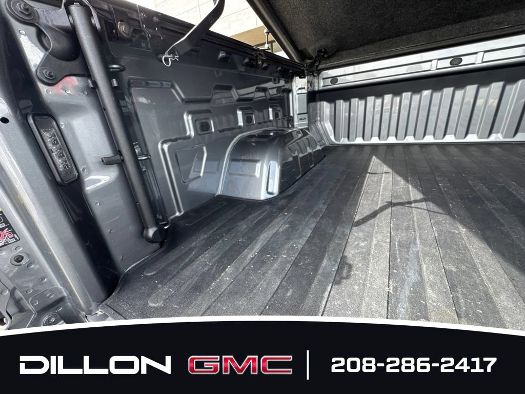 Used 2021 GMC Sierra 1500 SLT w/ SLT Premium Package AWD/4WD image 8