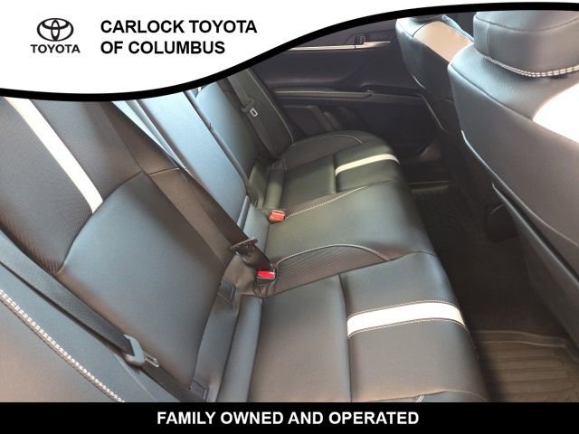 Used 2026 Toyota Camry Hybrid w/ Convenience Package FWD image 16