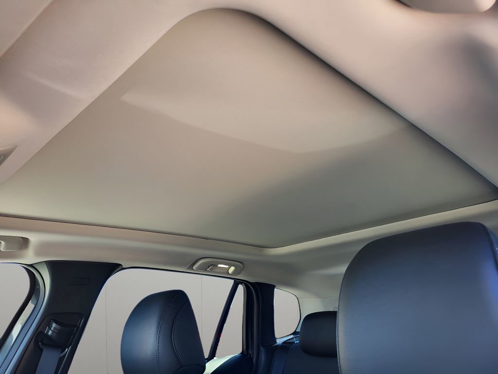 Used 2025 MAZDA CX-50 AWD 2.5 S w/ Weather Package image 24