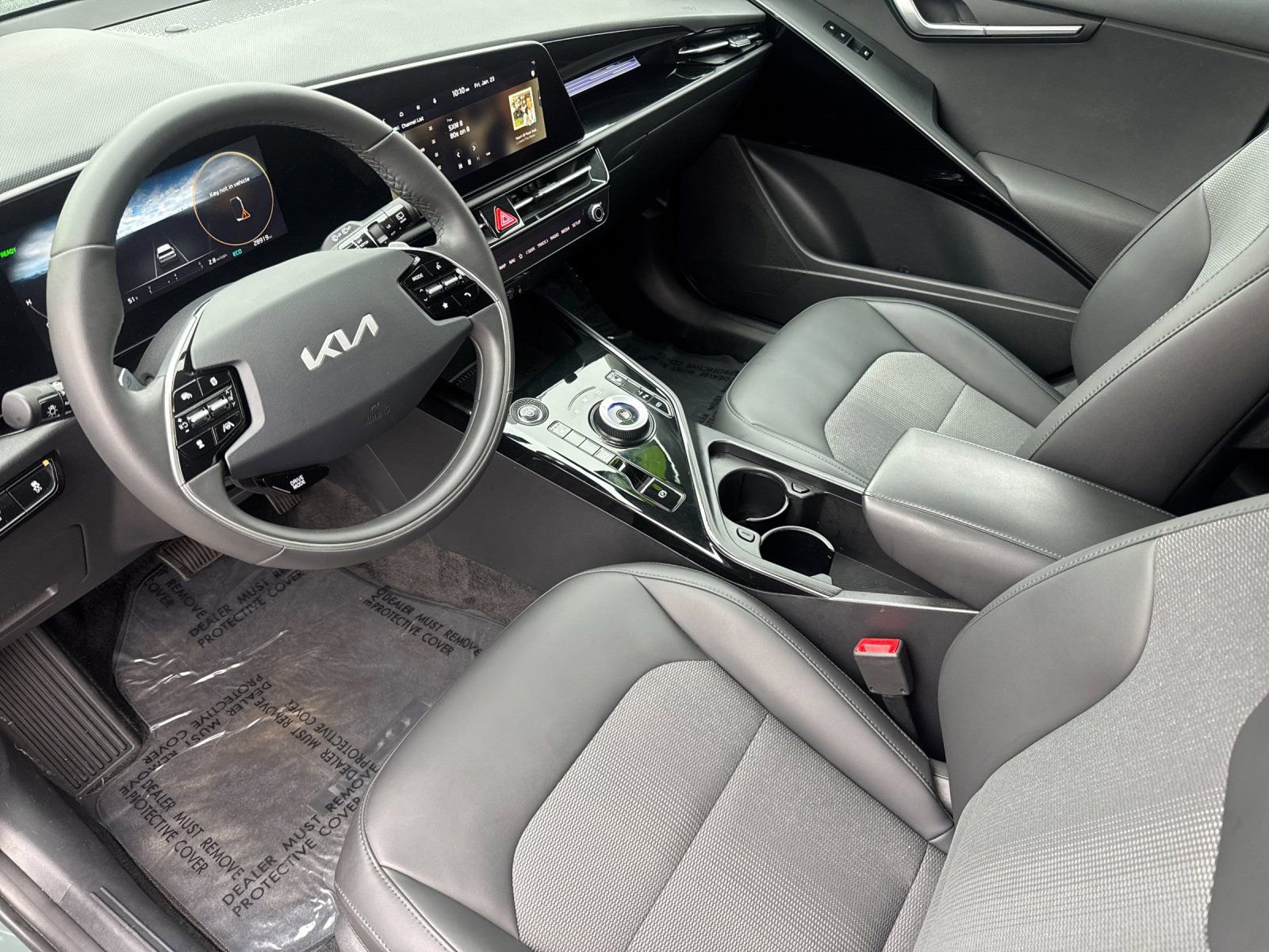 Used 2025 Kia Niro Wind image 10