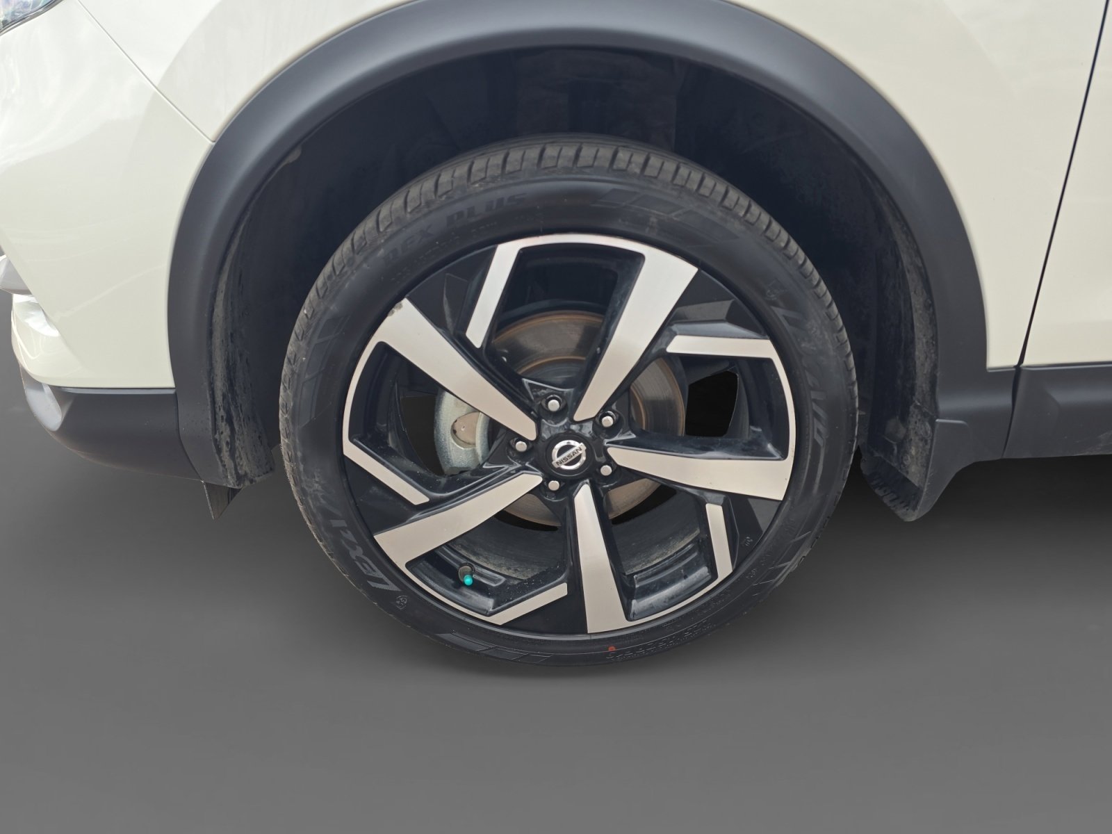 Used 2022 Nissan Rogue Sport SL FWD image 10