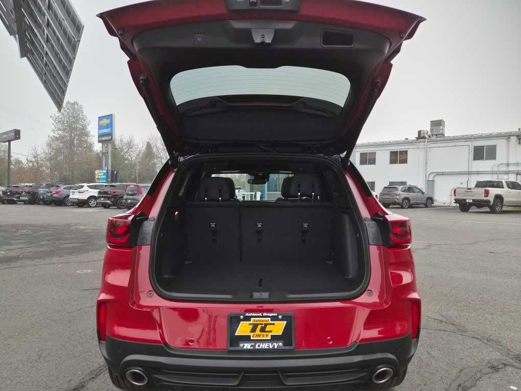 New 2026 Chevrolet TrailBlazer RS w/ Convenience Package AWD/4WD image 13