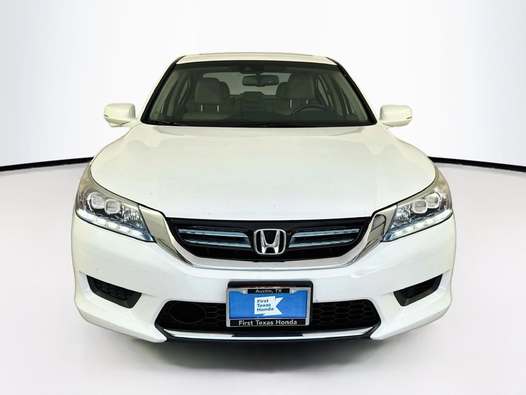 Used 2015 Honda Accord Touring image 2
