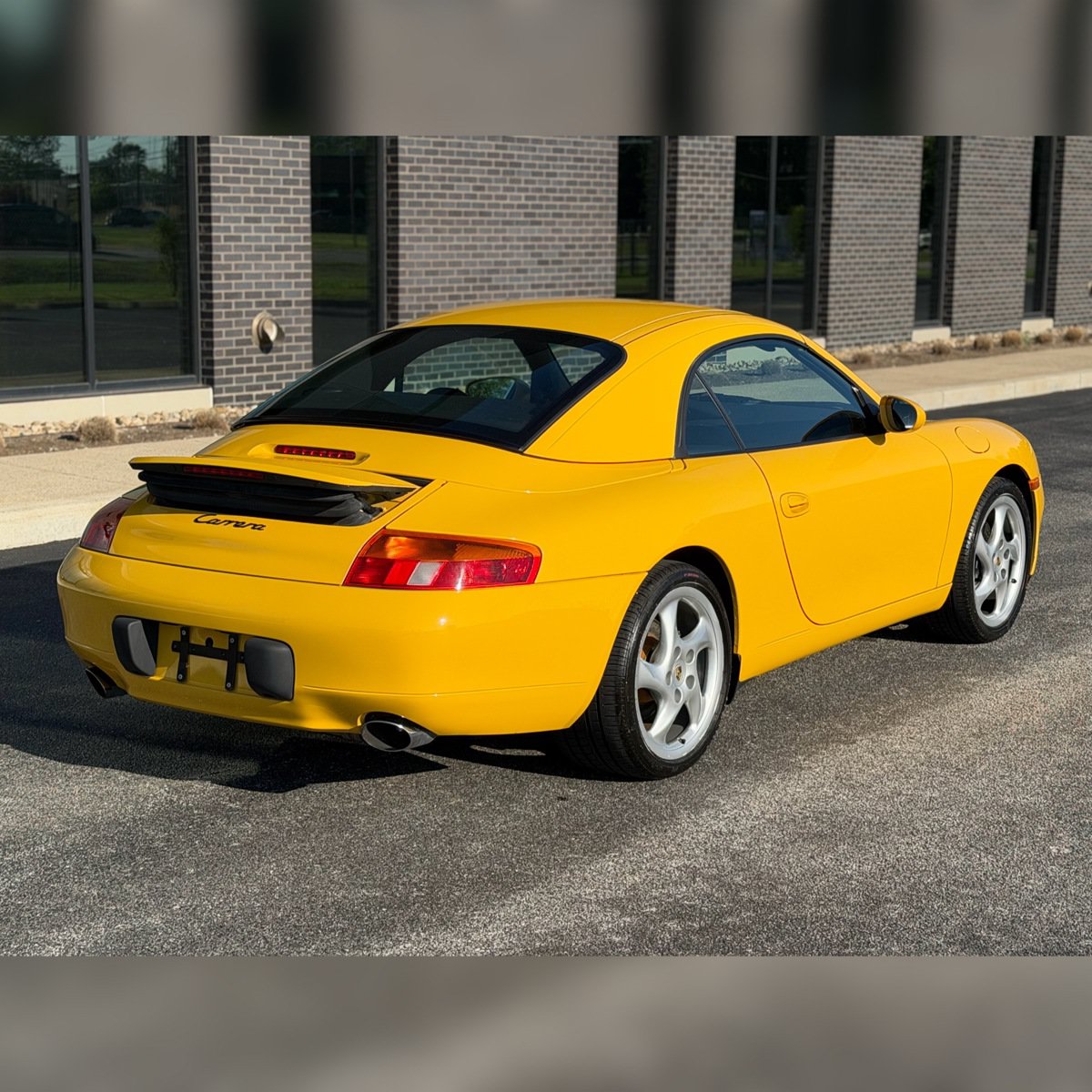 Used 1999 Porsche 911 Cabriolet image 2