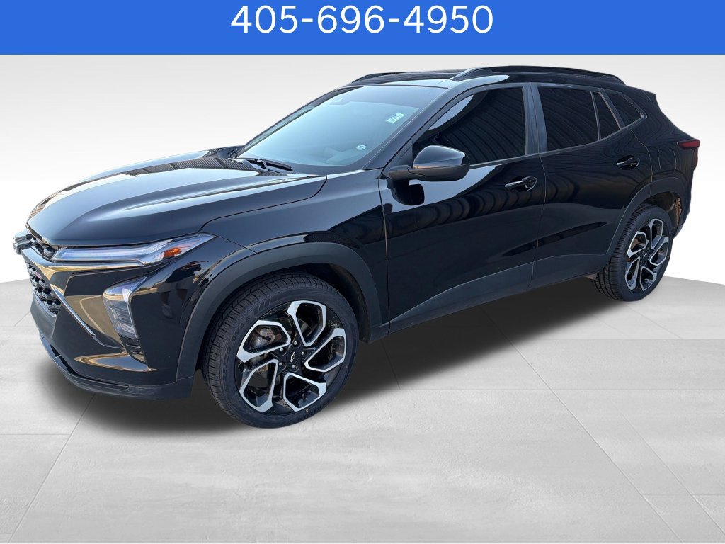 Used 2024 Chevrolet Trax RS w/ Sunroof Package FWD image 1