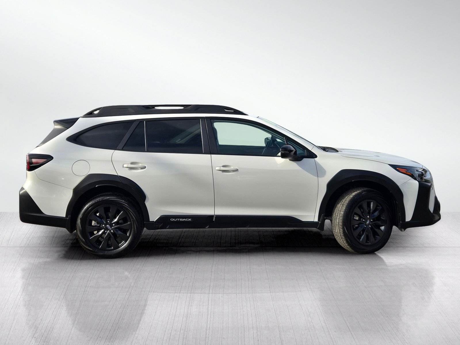 Used 2024 Subaru Outback Onyx Edition AWD/4WD image 3