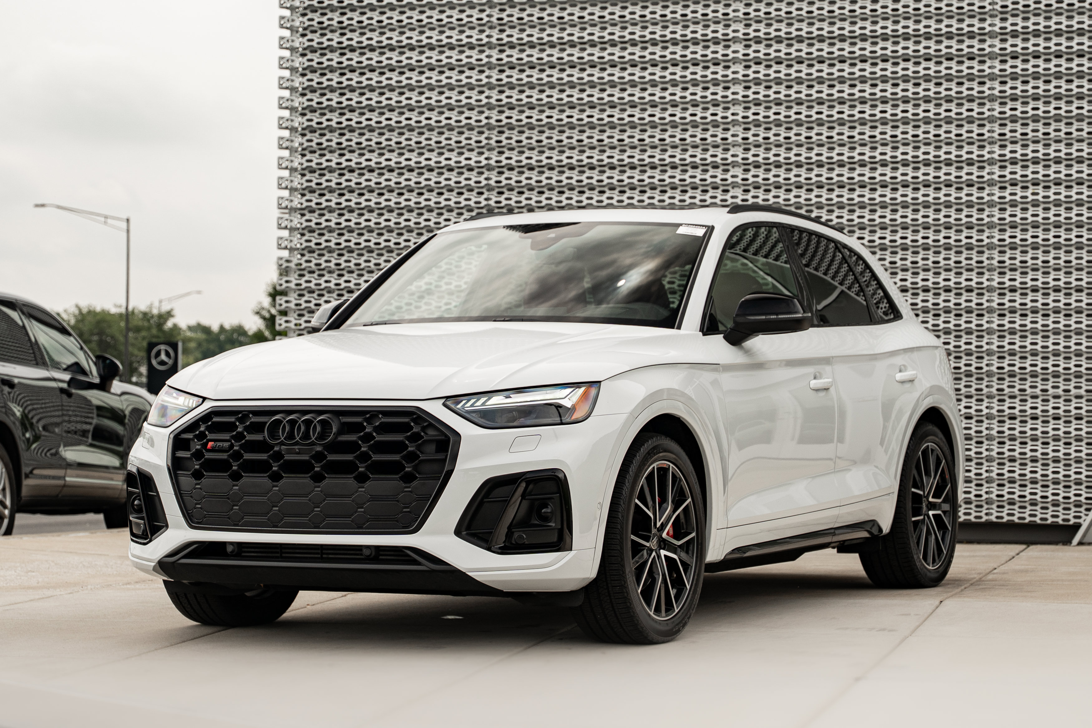 Certified 2023 Audi SQ5 Prestige w/ Prestige Package AWD/4WD image 7