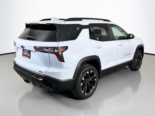 New 2027 Chevrolet Equinox RS w/ Convenience Package III FWD image 9