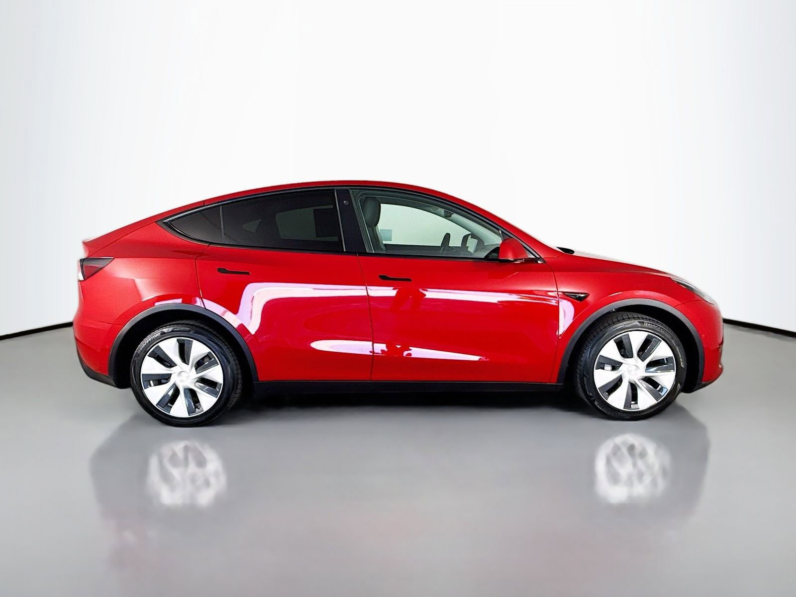 Used 2022 Tesla Model Y Long Range AWD/4WD image 8