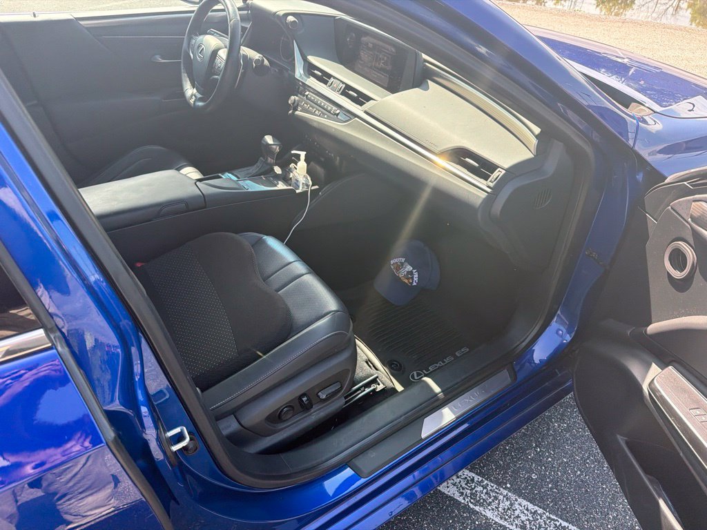 Used 2021 Lexus ES 250 F Sport AWD/4WD image 8