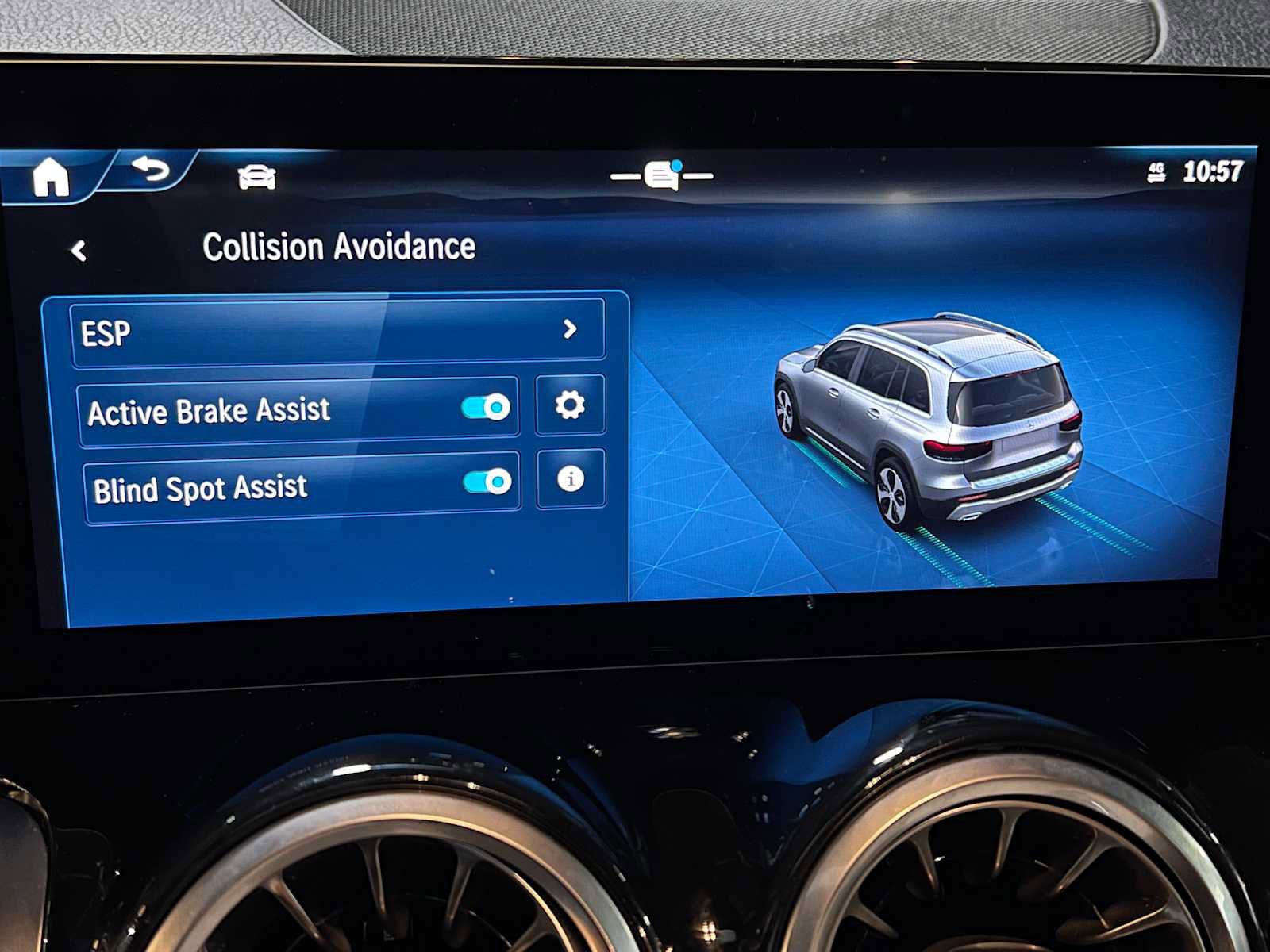 Certified 2025 Mercedes-Benz GLB 250 4MATIC image 34