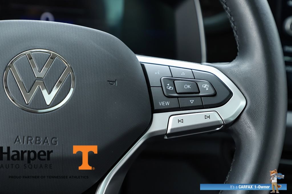 Used 2025 Volkswagen Jetta SE w/ Sunroof Package image 22