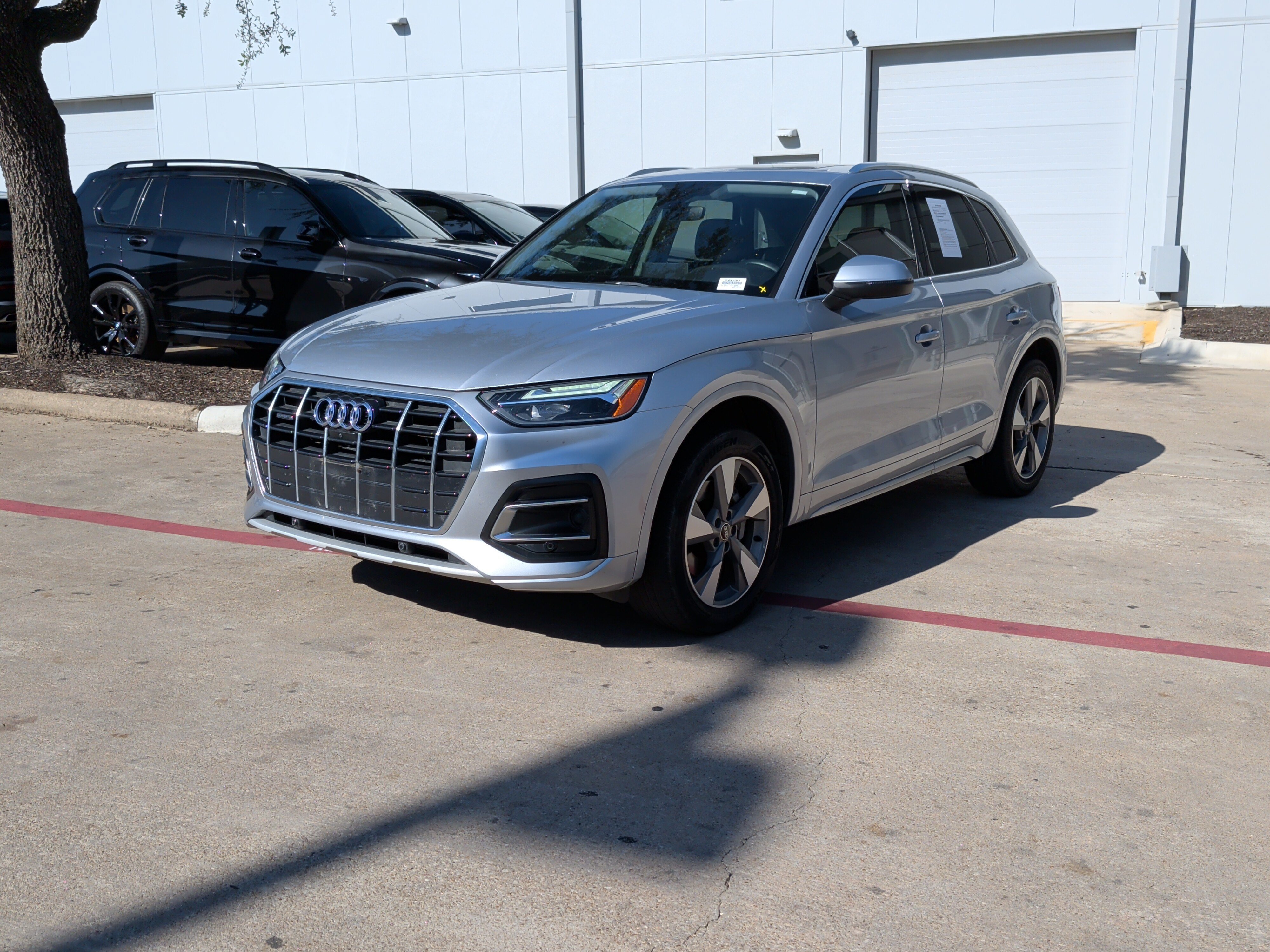 Used 2023 Audi Q5 2.0T Premium Plus w/ Premium Plus Package AWD/4WD image 5