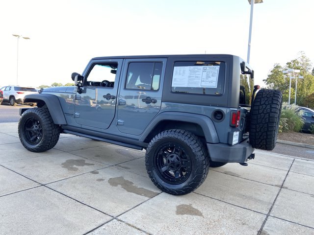 Used 2014 Jeep Wrangler Unlimited Rubicon w/ Connectivity Group AWD/4WD image 9