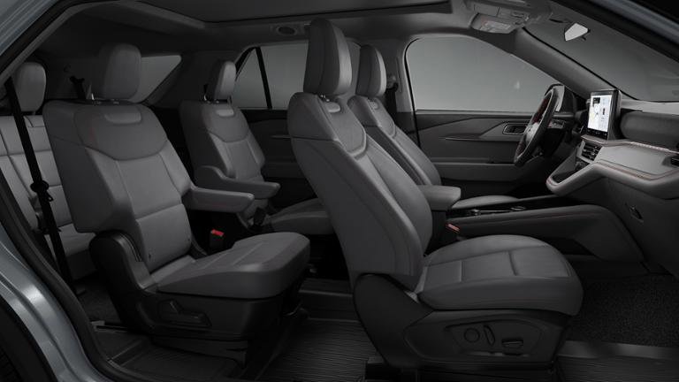 New 2026 Ford Explorer Active w/ Active Comfort Package image 6