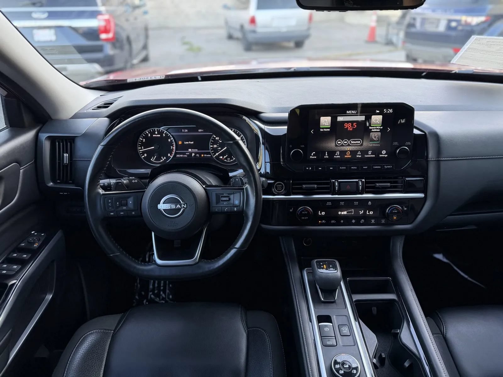 Used 2023 Nissan Pathfinder SL w/ Lighting Package (N92) AWD/4WD image 23