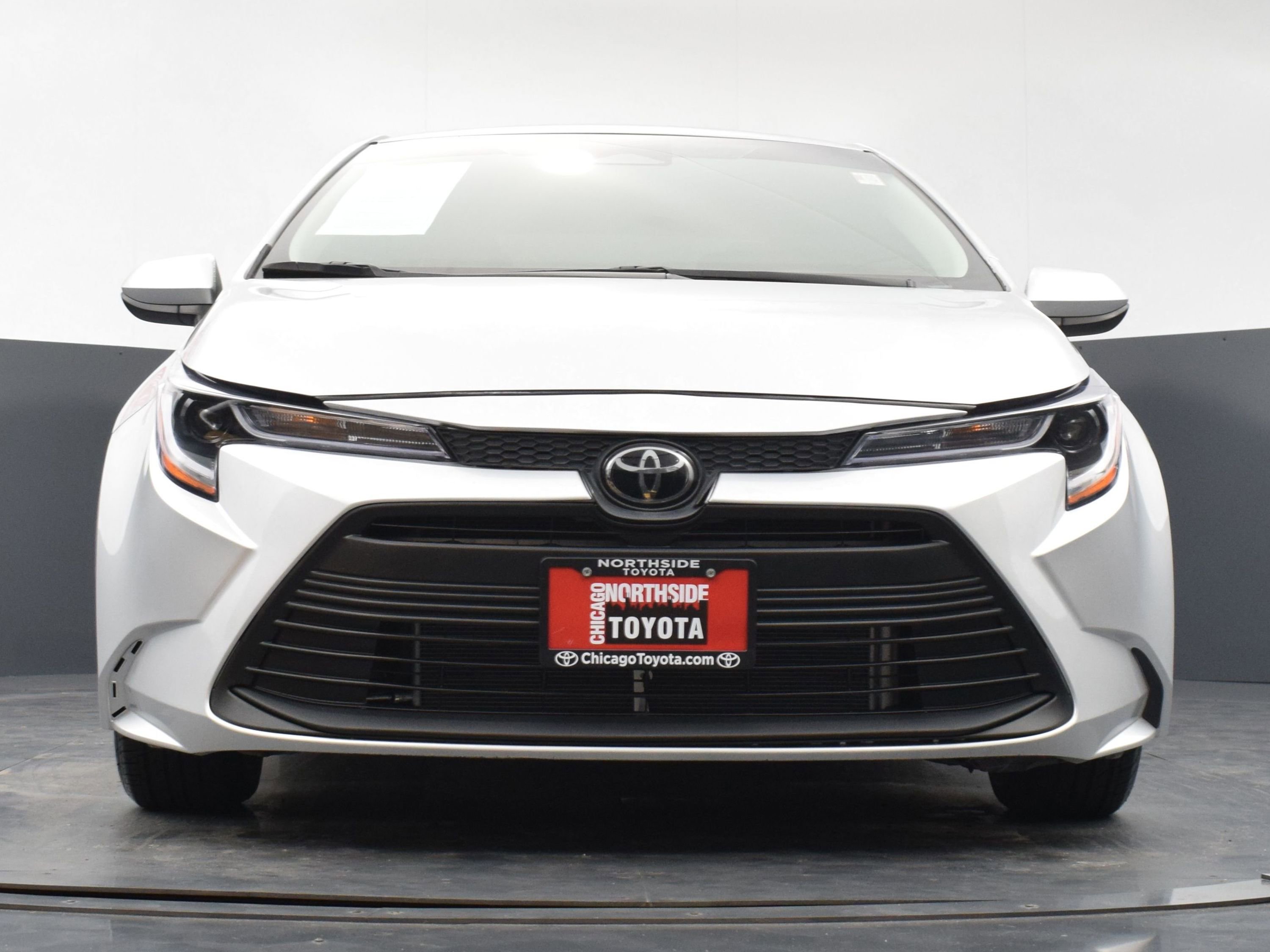 Used 2023 Toyota Corolla LE FWD image 29
