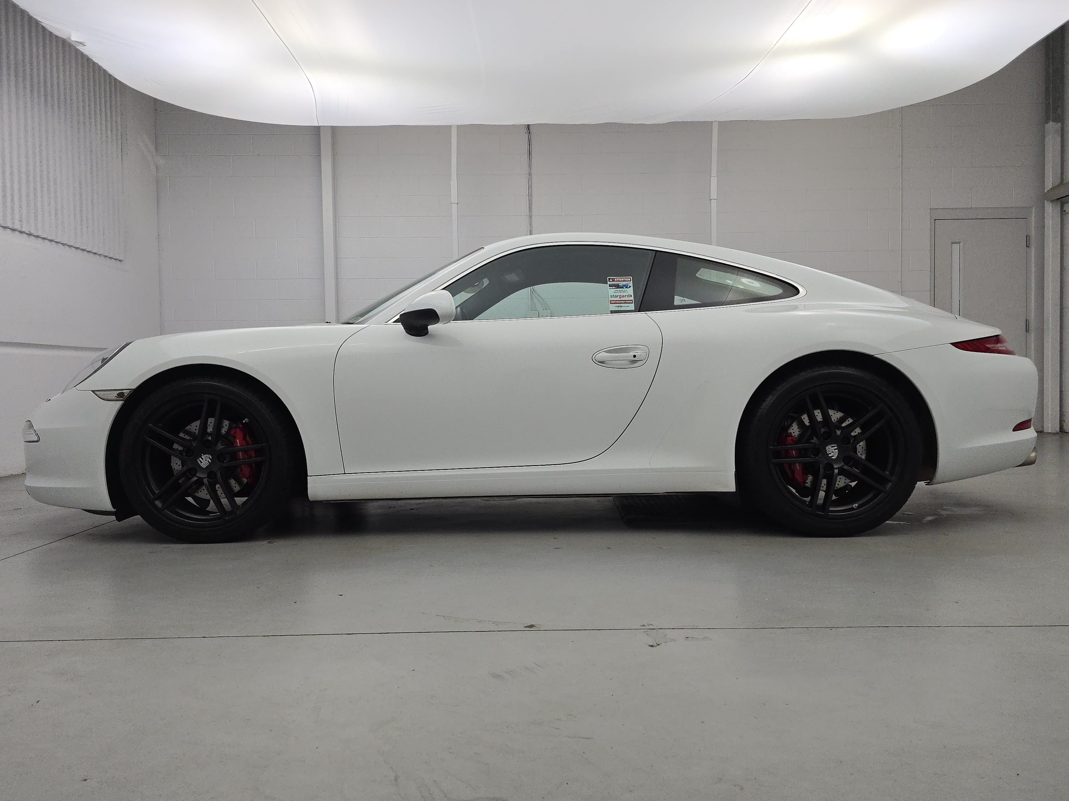 Certified 2014 Porsche 911 Carrera RWD image 2