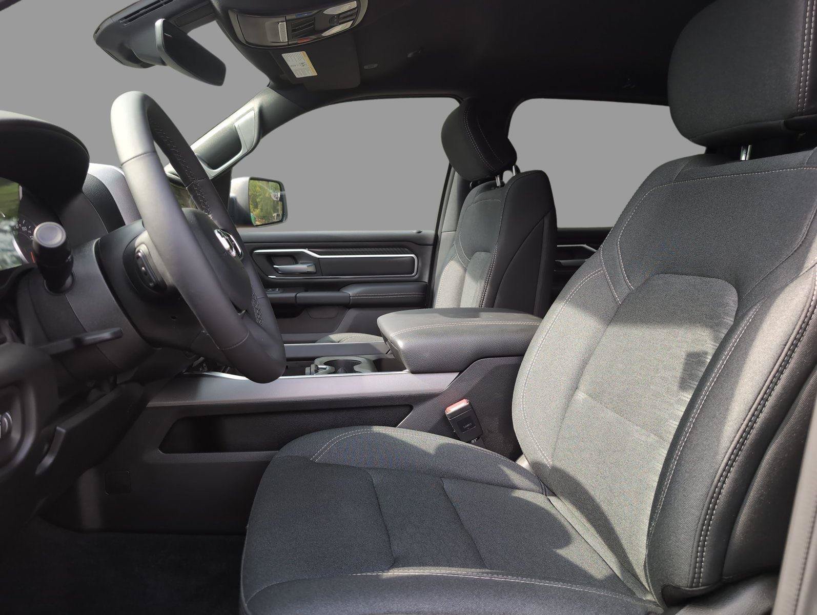Used 2026 RAM 1500 Big Horn AWD/4WD image 18