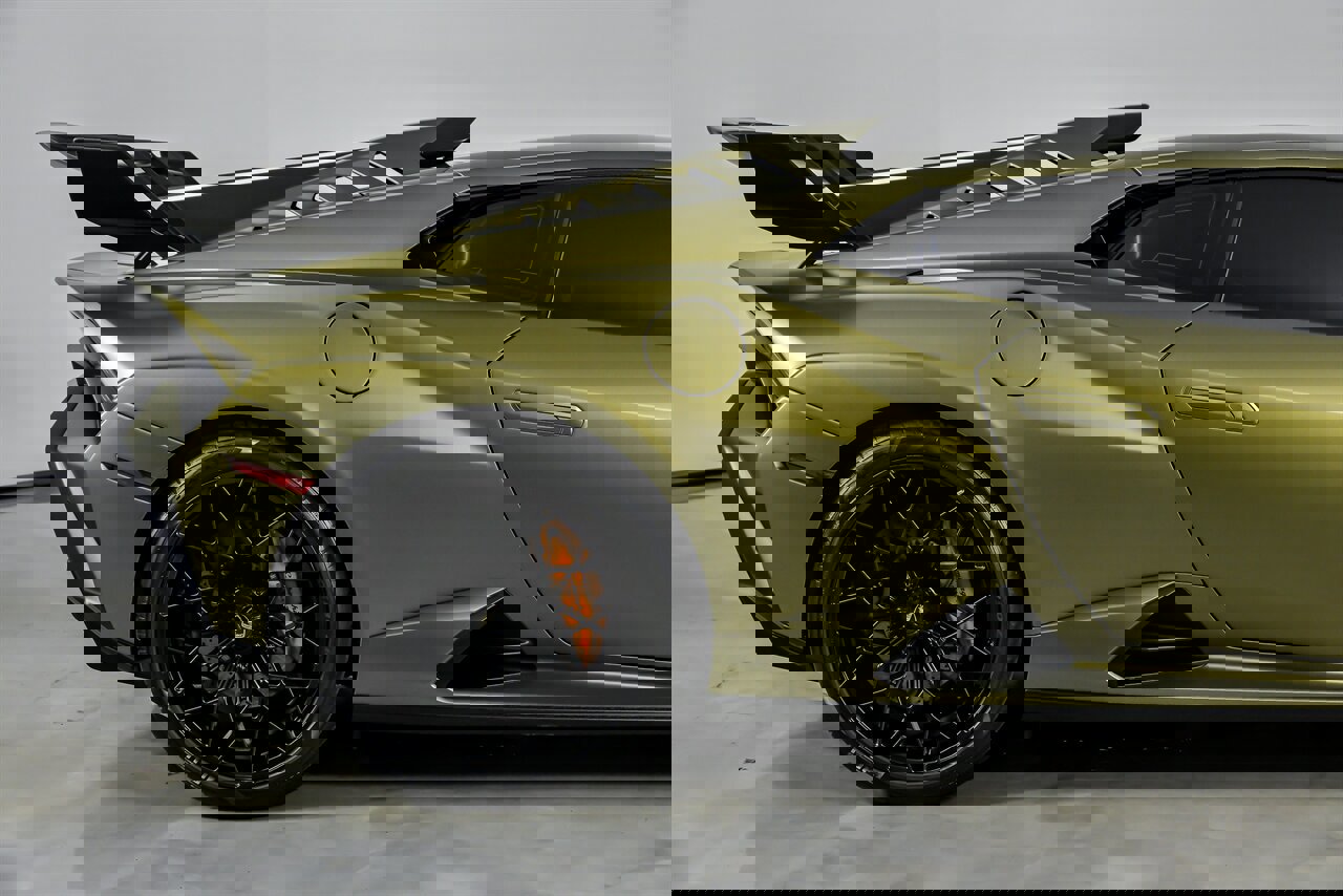 Used 2023 Lamborghini Huracan STO image 13