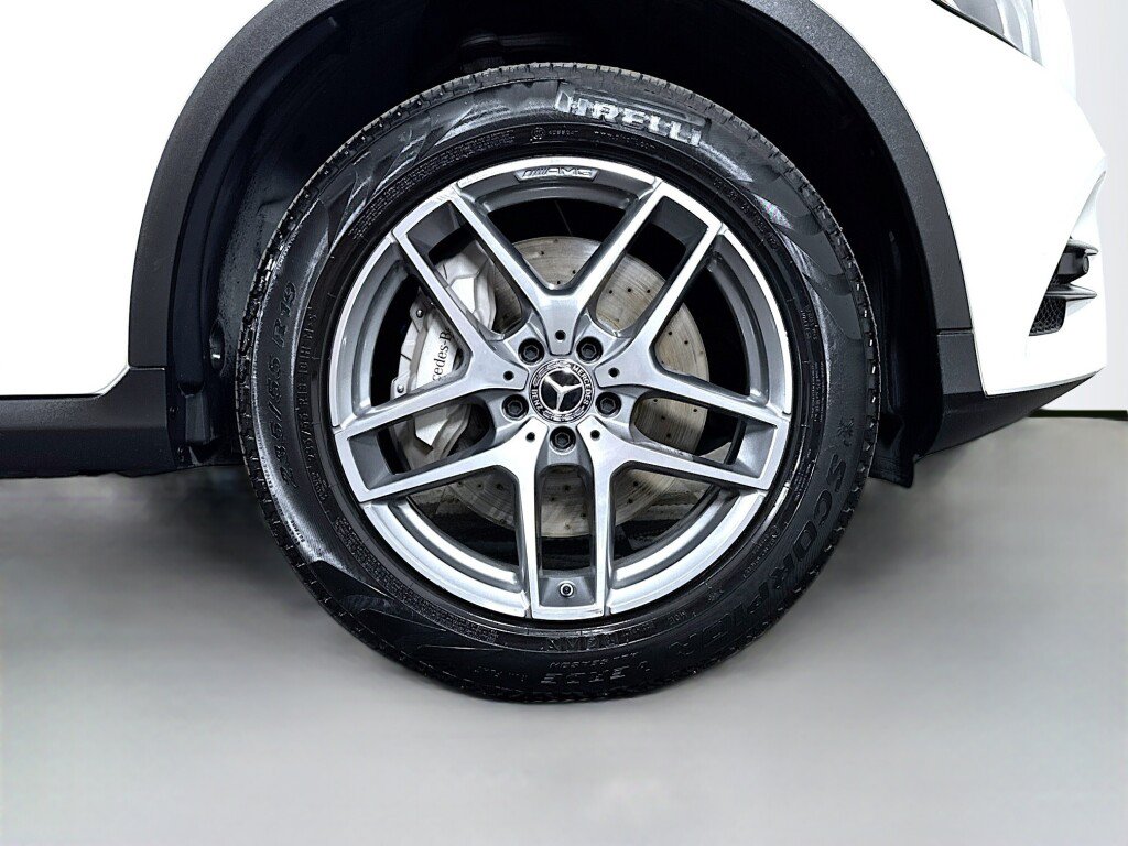 Used 2018 Mercedes-Benz GLC 300 4MATIC image 43