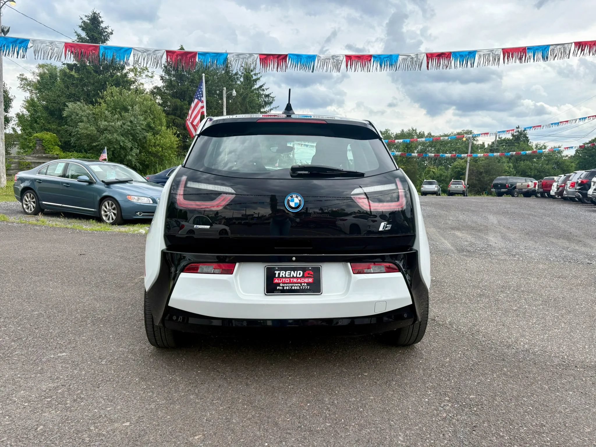 Used 2015 BMW i3 w/ Range Extender RWD image 4