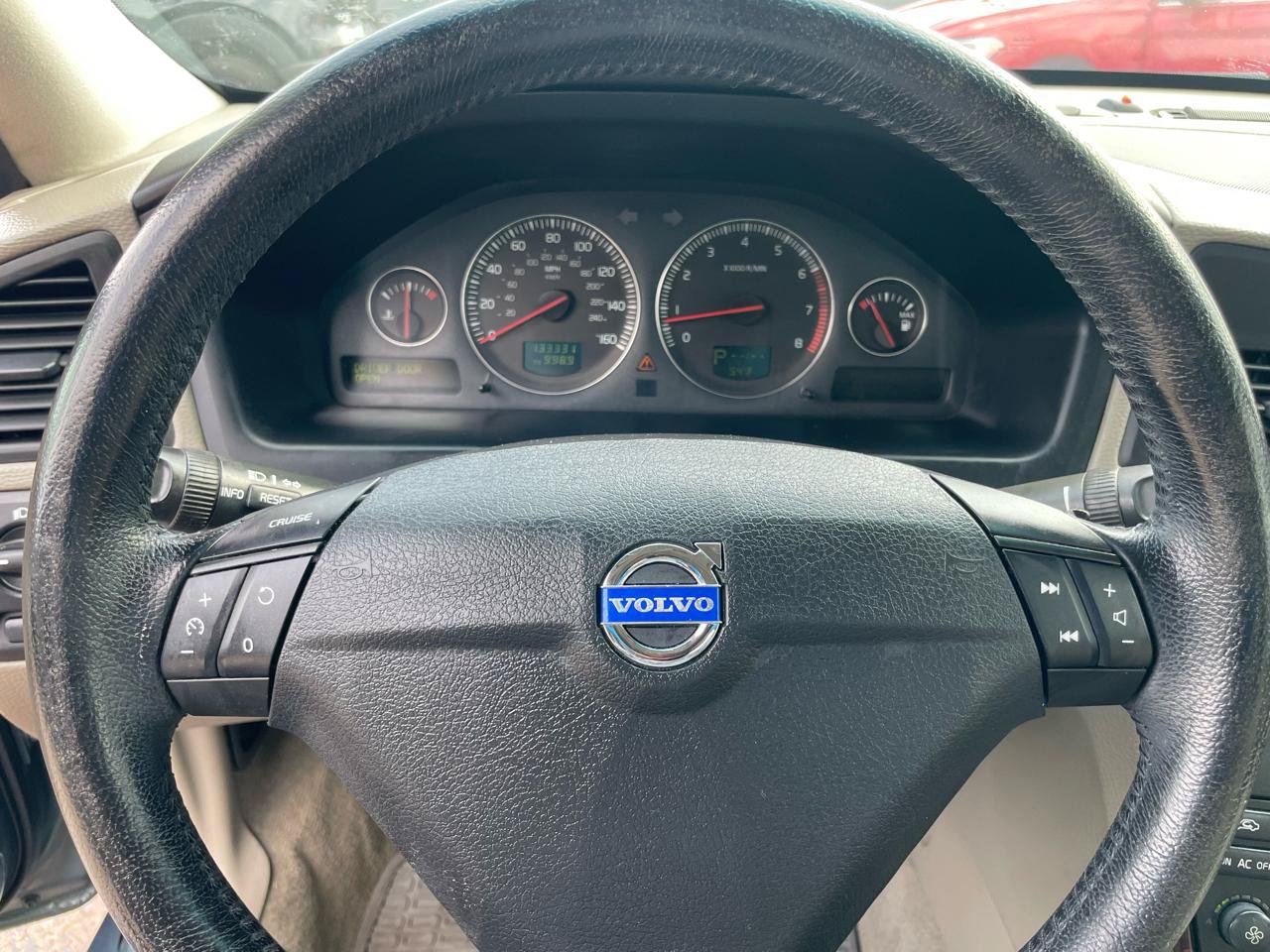 Used 2005 Volvo S60 2.5T FWD image 40
