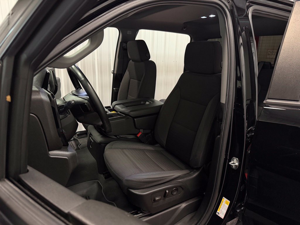 Used 2024 Chevrolet Silverado 1500 LT AWD/4WD image 41