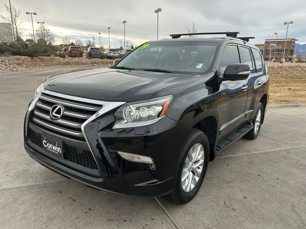 Used 2019 Lexus GX 460 image 3