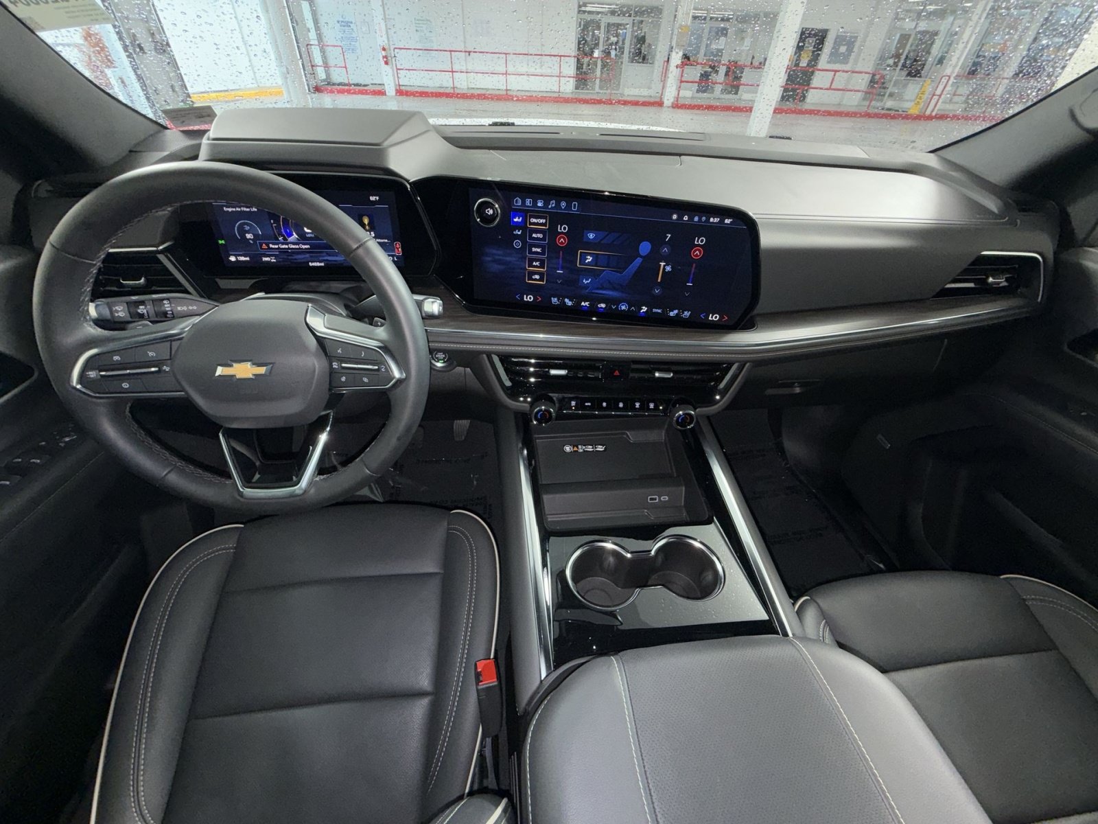 New 2026 Chevrolet Suburban Premier AWD/4WD image 23