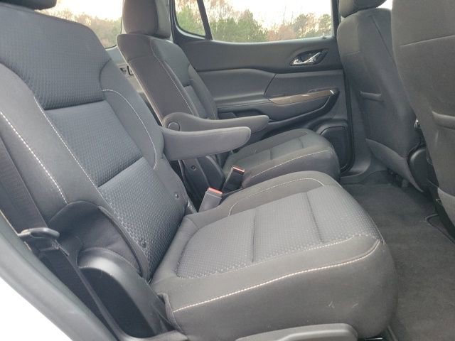 Used 2023 GMC Acadia SLE image 24