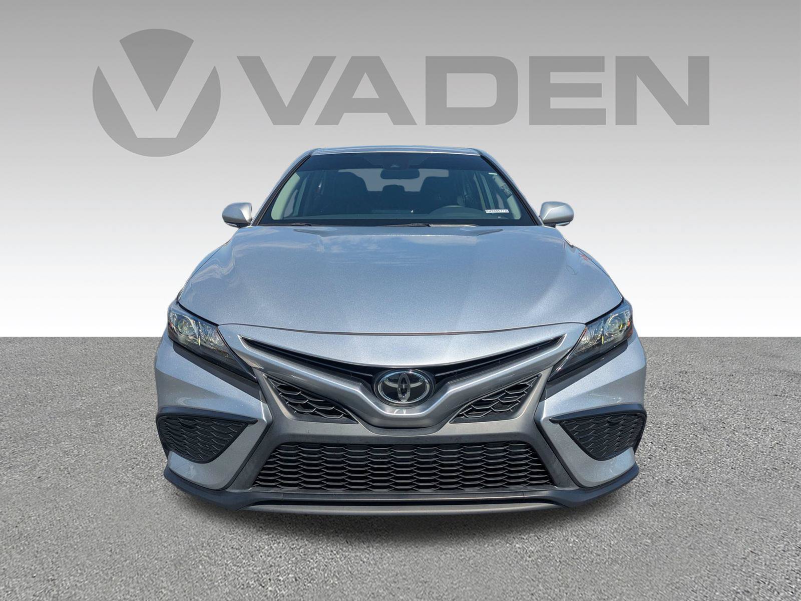 Used 2024 Toyota Camry SE FWD image 28