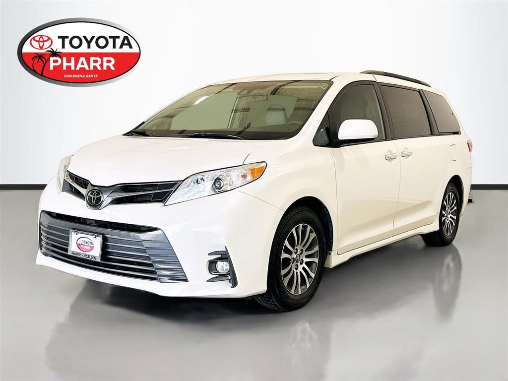 Used 2019 Toyota Sienna XLE FWD image 1