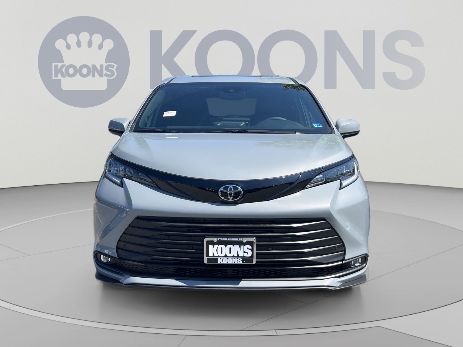 New 2026 Toyota Sienna XLE Woodland Edition AWD/4WD image 4