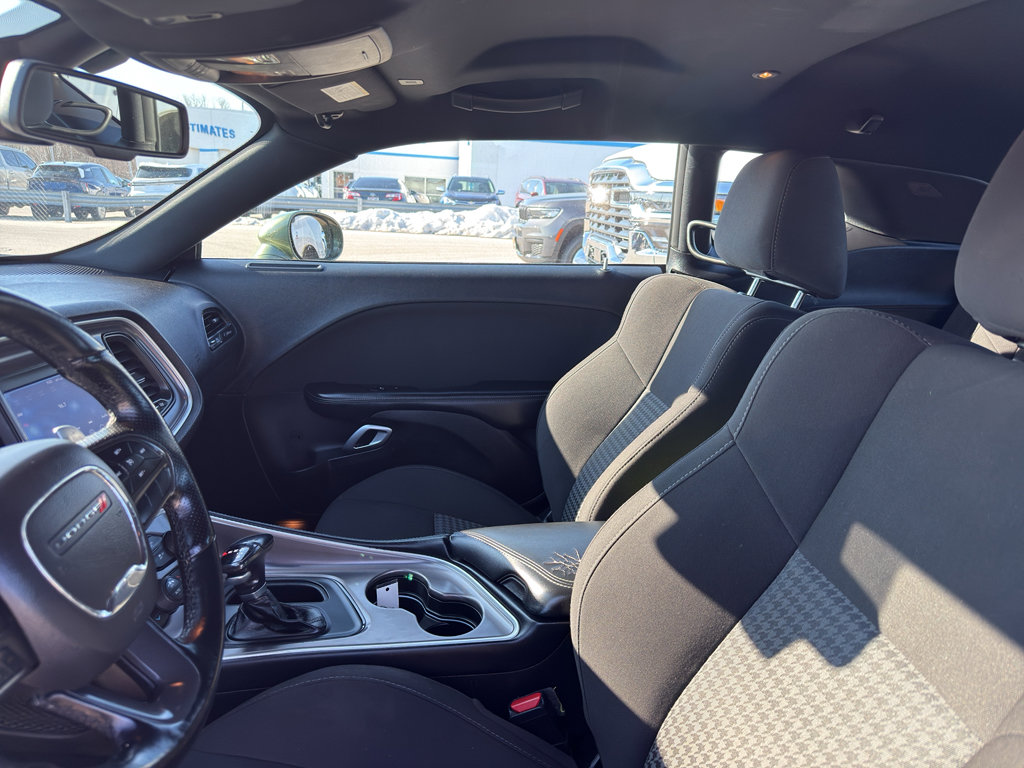 Used 2021 Dodge Challenger R/T w/ Blacktop Package image 26