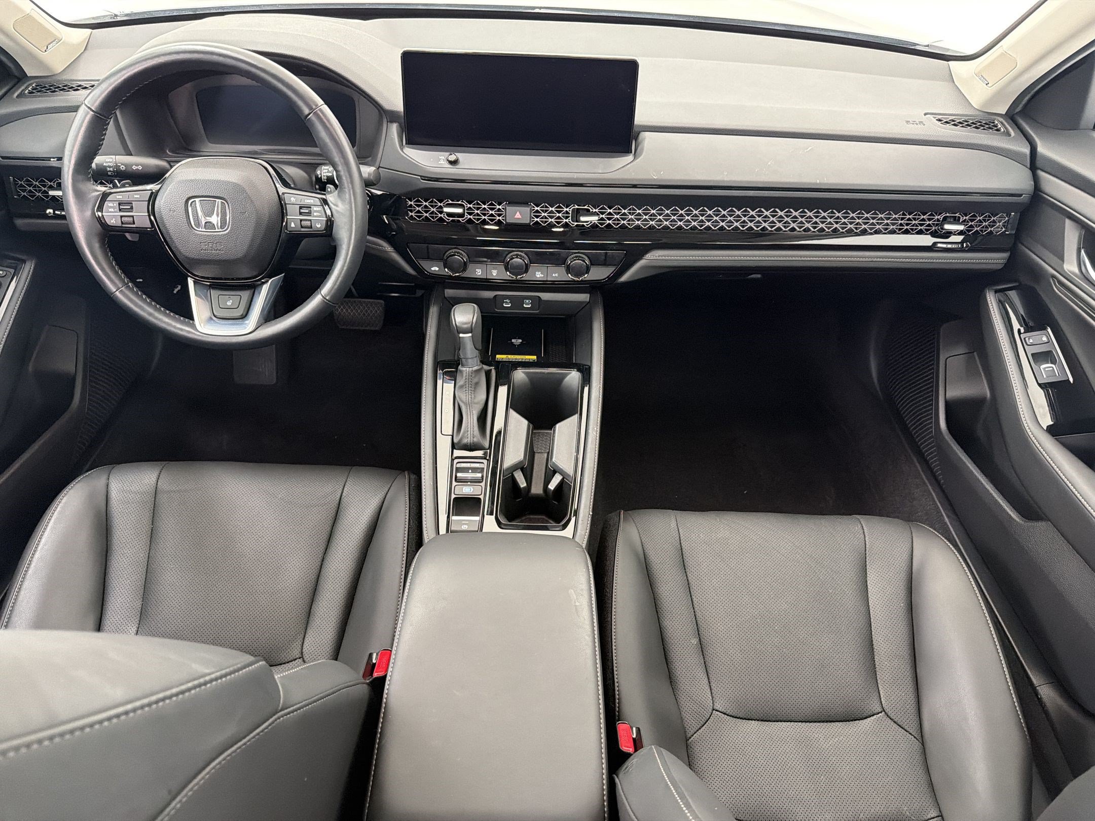 Used 2025 Honda Accord Touring image 16
