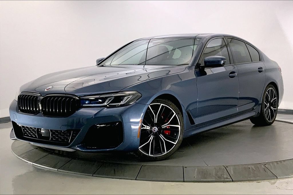 Certified 2023 BMW M550i xDrive w/ Executive Package AWD/4WD image 11