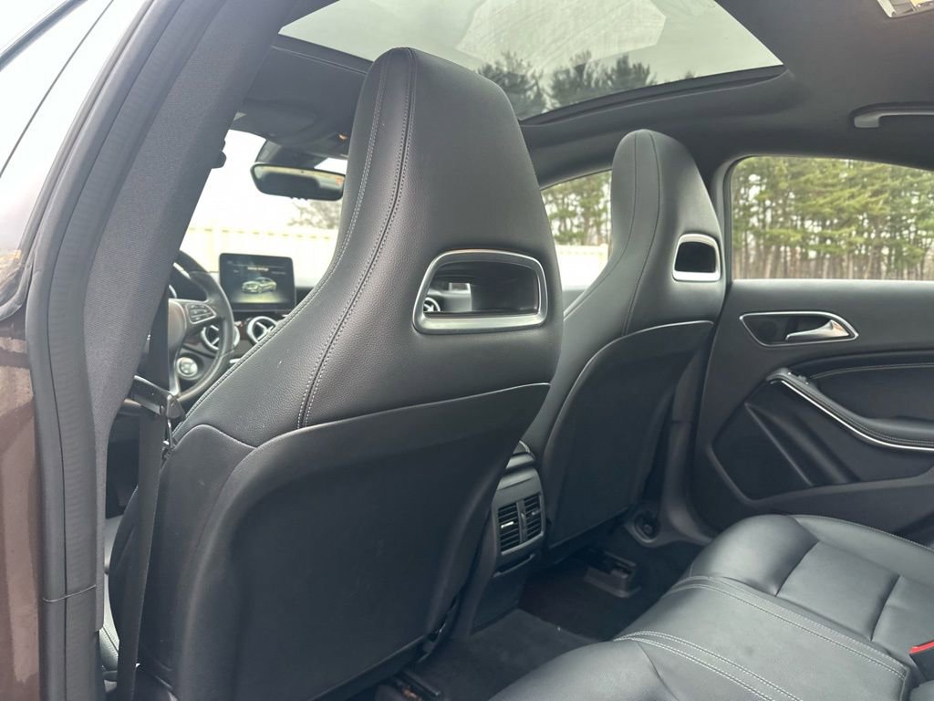 Used 2018 Mercedes-Benz CLA 250 4MATIC image 22