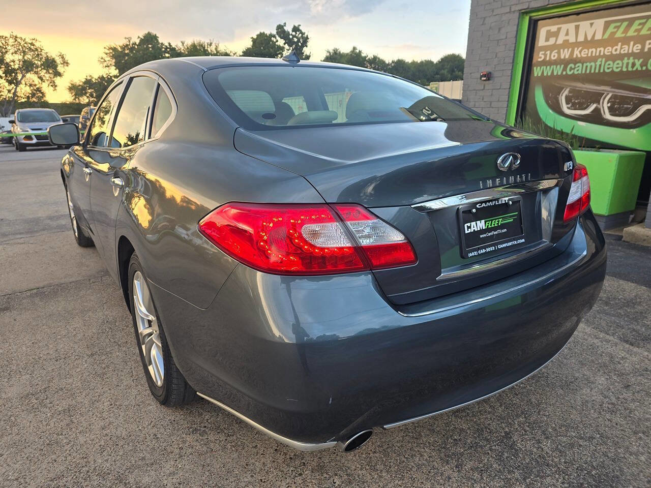 Used 2012 INFINITI M37 w/ Premium Pkg image 7