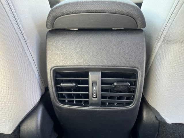 Used 2025 Toyota Corolla Cross L FWD image 18