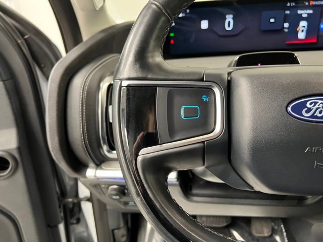 Used 2025 Ford Expedition Platinum AWD/4WD image 25