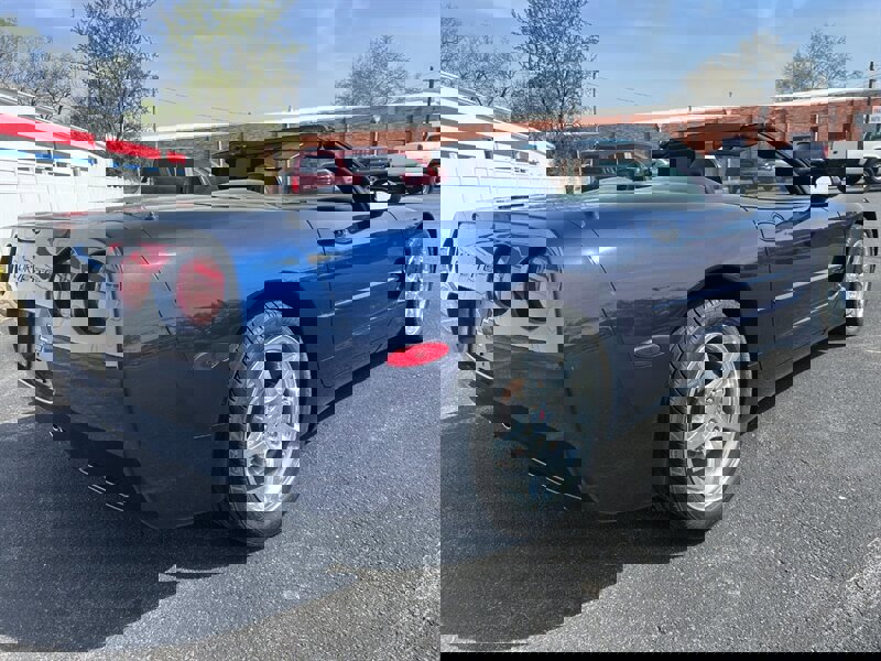 Used 2000 Chevrolet Corvette Convertible w/ Memory Pkg image 3